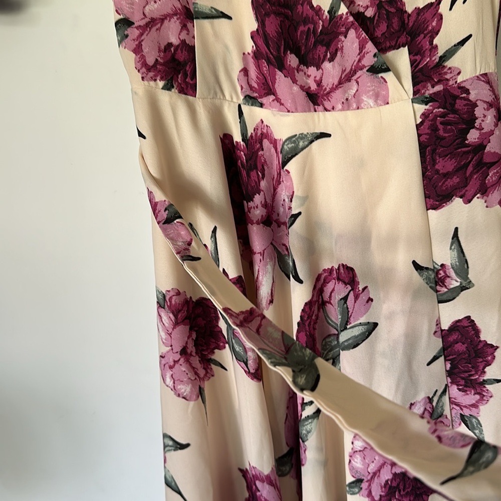 Lulu’s floral tiered formal dress Xs summer chic - Picture 6 of 9